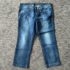 2/$30 Esprit Denim Capri size 31
